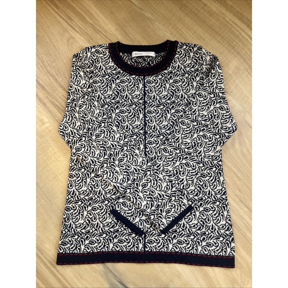Skovhuus‎ Danish Sweater Medium, Blue, White, Red Paisley